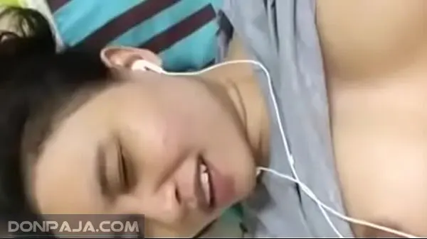 jovencita con su carita de inocente pero es toda una putaca caliente