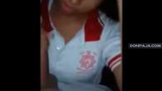 morrita colegiala de la tecnica se la chupa a su primo