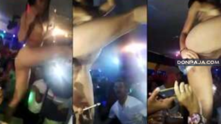 flaca putona se pone cachonda y se mete cerveza en la panocha bailando en el antro