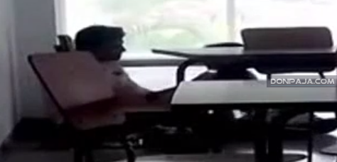 graban a alumnos de prepa cogiendo dentro del salon de clases