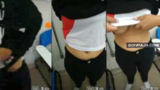 chavita colegiala les enseña las tetas a sus compañeros de la prepa