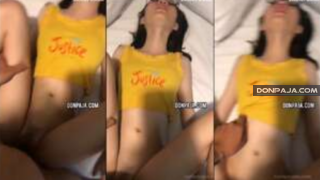 jovencita desvirgada grita cuando el novio se la mete toda