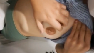 chavita inocente se deja manosear por uno de sus amigos y la graba