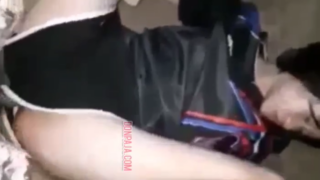 linda jovencita la cogen con las piernas bienn abiertitas