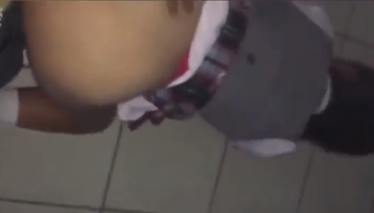 colegiala mexicana de un culazo de infarto cogiendo de perrito