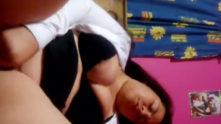 jovencita gordibuena calenturienta tocandose la panocha