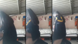 morrita colegiala aprovecha que sus padres no estan en casa y lleva al novio a coger