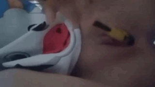 colegiala cachonda se graba masturbandose delicioso en su habitacion