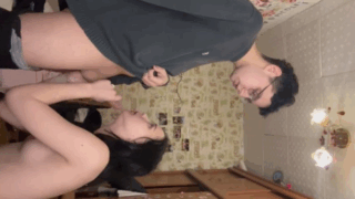 jovencita adolescente no se la quiere chupar al novio