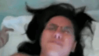 ya no aguanto mas…le dice la morrita cuando el novio se la mete por el culo