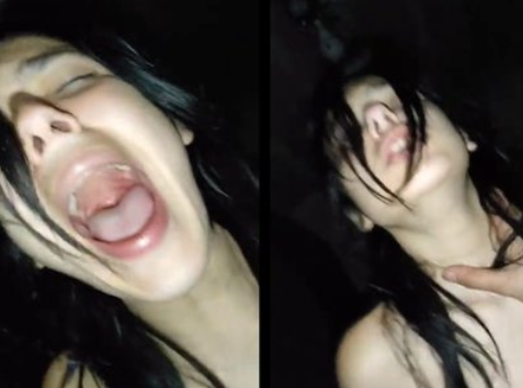 desvirgando a una pelada peruana