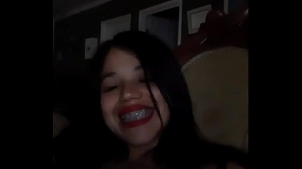 hermosa putita cachonda no quiere que paren de cogerla