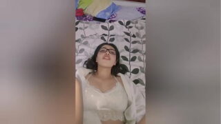 colegiala mexicana se deja coger por su tio y la graba