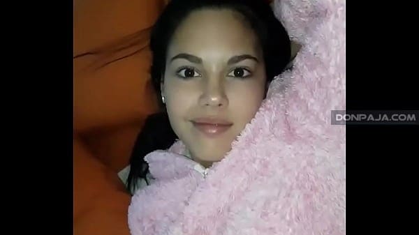 mi prima se dejo grabar la panocha recien depilada