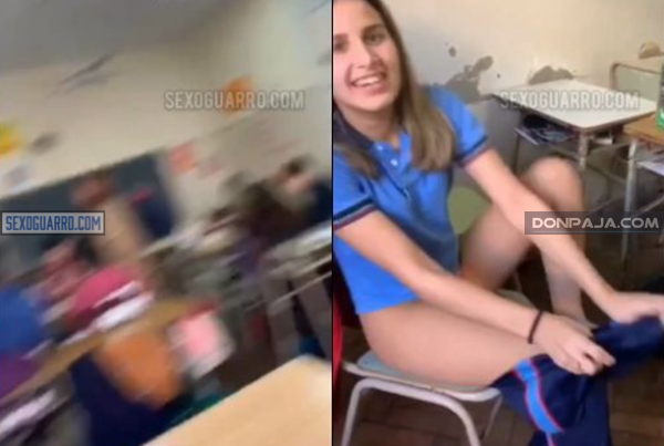 colegiala flaca enseña los calzones a sus compañeros dentro del salon