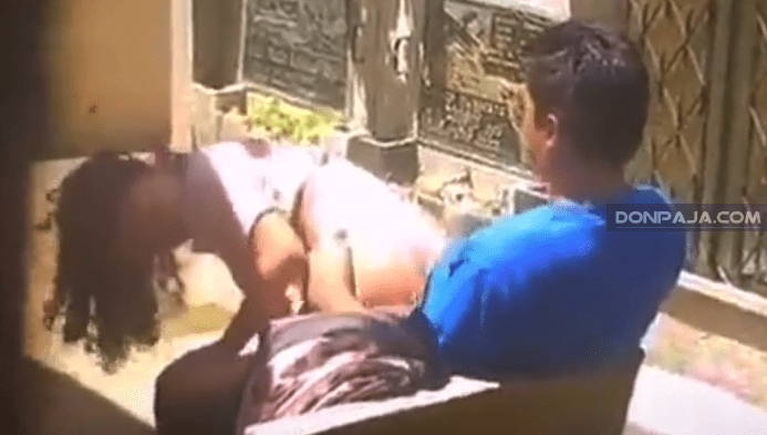 graban a hombre maduro cogiendo a chavita colegiala en parque abandonado