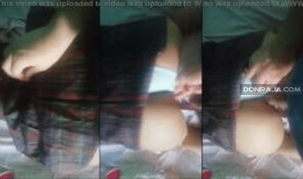 que deliciosas nalgas tiene esta morrita colegiala cogiendo de perrito