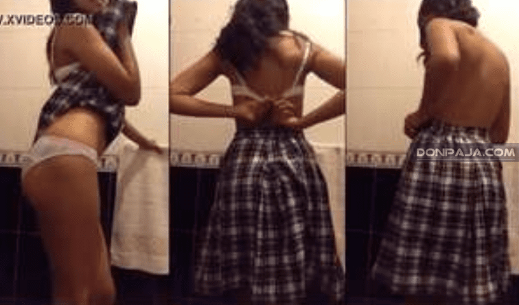 chavita colegiala se graba haciendo striptease caliente para sus compañeros