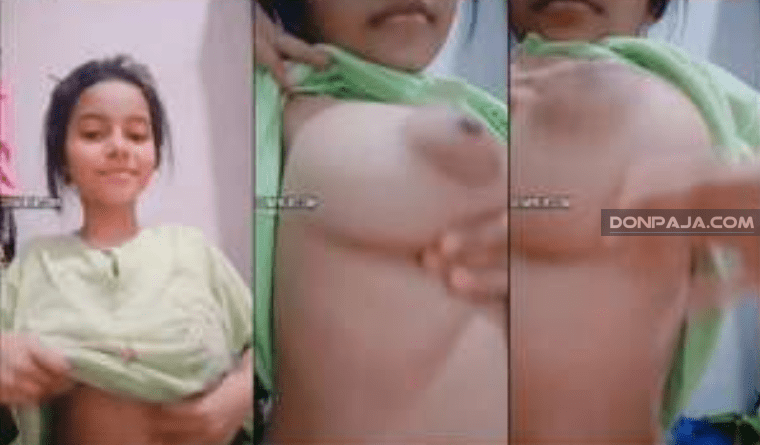 morrita venezolana les enseña las tetas a su compañeros del colegio