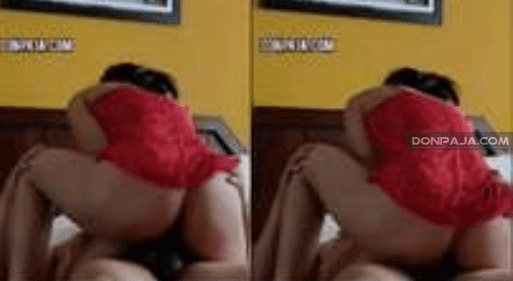 mira como esta chavita de prepa se ensarta solita en la vrga del novio