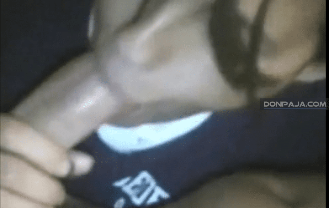 colegiala de prepa dando tremenda mamada al novio