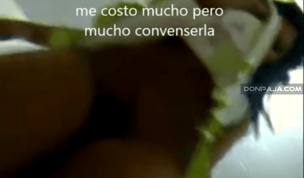 lo dejan solo con su prima y terminan cogiendo rico