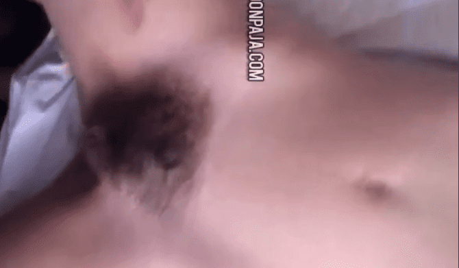 morrita colegiala peludita cogiendo como loca