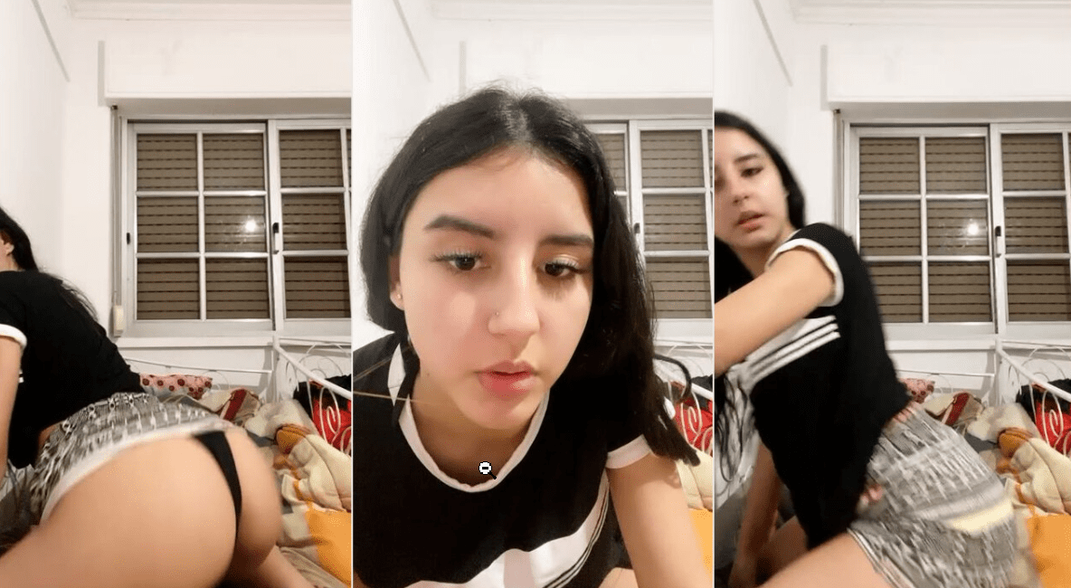 la colegiala les enseña la tanga que trae puesta a sus compañeros de la prepa