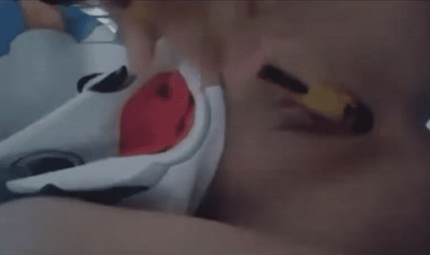 colegiala cachonda se graba masturbandose delicioso en su habitacion