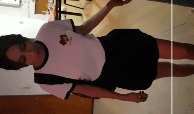 le hacen el calzon de lado a la morrita colegiala y termina cogiendo rico