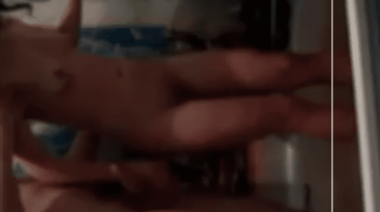 la jovencita colegiala se deja coger por el profesor con tal de que la apruebe