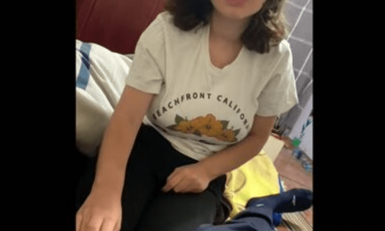 la morrita colegiala chichona se le monta al novio para que la coja