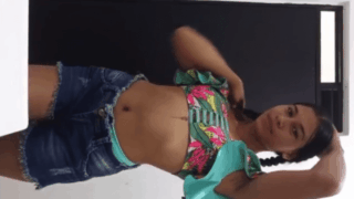 chibola peruana cachonda se quita toda la ropa