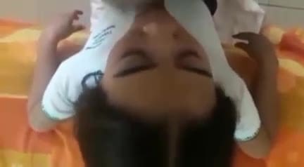 la mejor mamada del mundoo de una colegiala grabada en video