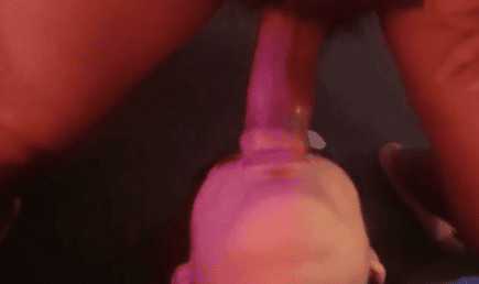 jovencita mexicana mamando desnuda en el hotel