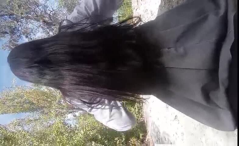 Colegiala mexicana cogiendo atras de los salones