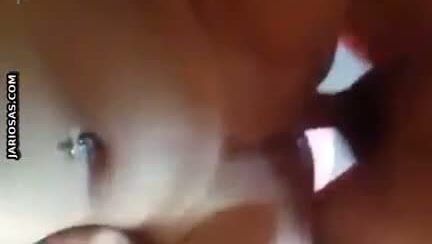 a ella no le gusta que la cojan tan duro